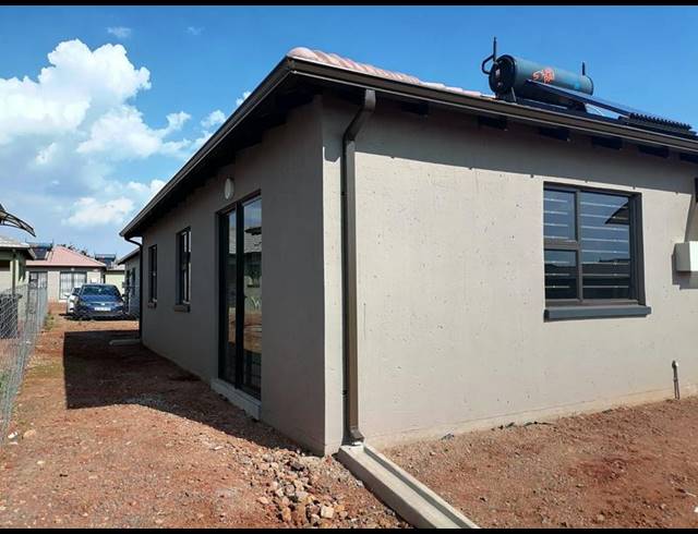 2 BEDROOM PROPERTY TO RENT IN DAWN PARK